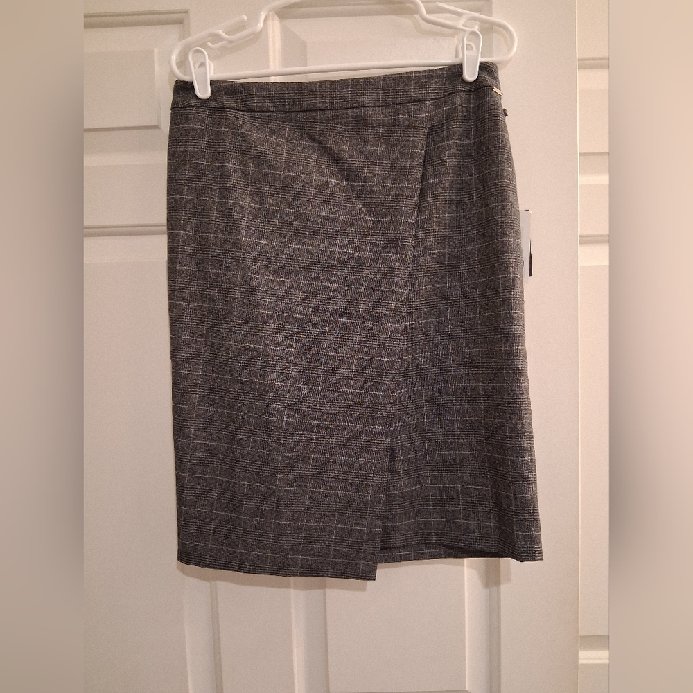DKNY Midi Skirt Size 8 Grey Plaid NWT